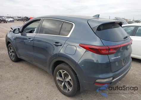 2020 Kia Sportage Lx z USA, uszkodzony, nr VIN KNDPMCAC6L7825128